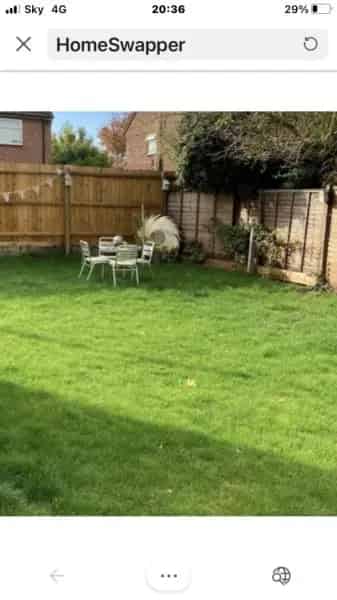 Large One Bedroom Bungalow with Garden Wet Room Parking Near Town