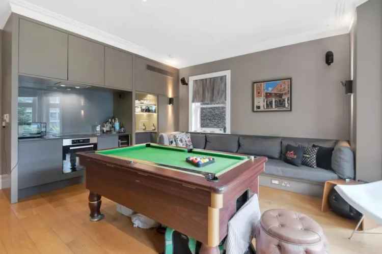 1 Bedroom Flat for Sale Maida Vale 595 SQ FT