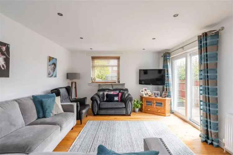 3 Bed House - Terraced with 1 Reception Room