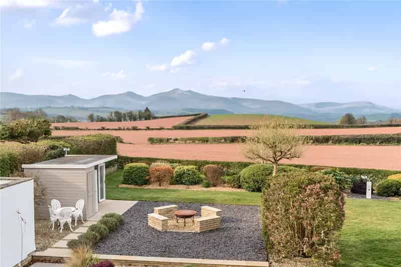 5 Bedroom Family Home For Sale Llanddew Brecon