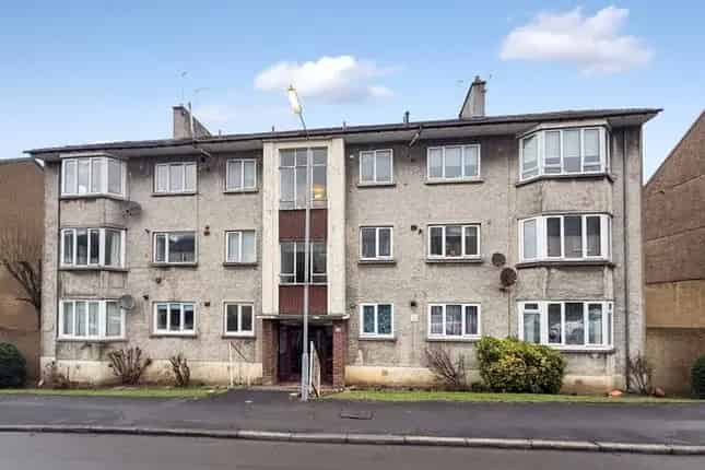 2 Bedroom Flat for Sale in Kelvindale Glasgow