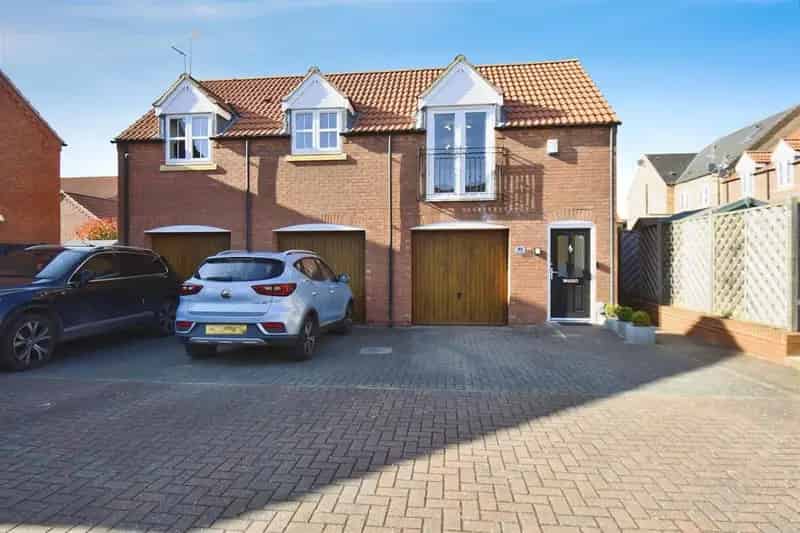 Stunning 2 Bedroom Coach House For Sale