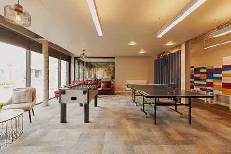 104m² Aberdeen Platinum Studio Flat