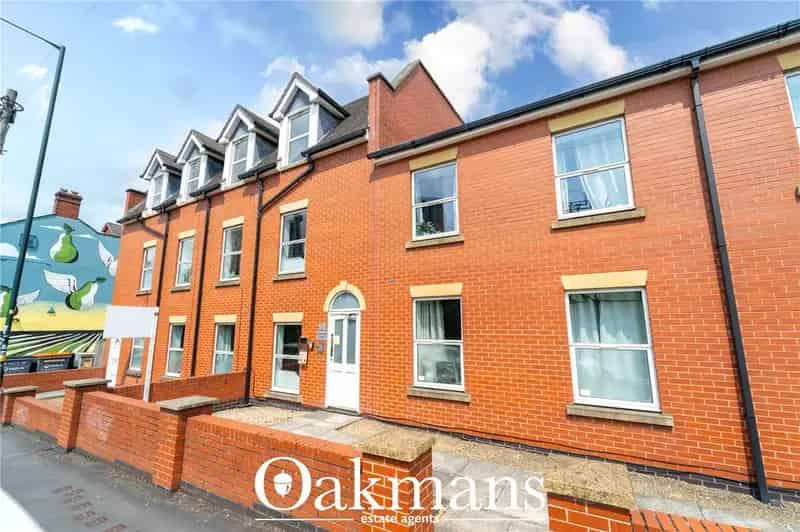 3 Bedroom Apartment for Sale