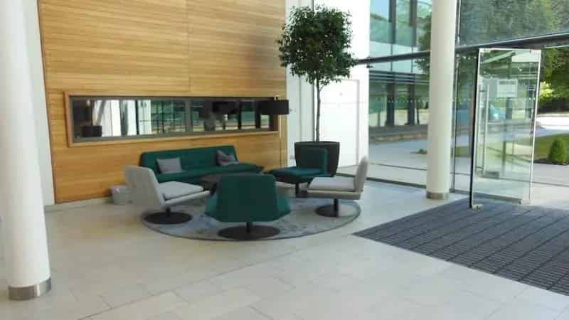 Crowthorne House Office Space Modern Amenities Ample Parking