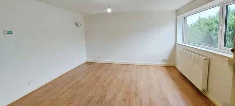 2 Bedroom Ground Floor Flat for Sale Handforth Cheshire