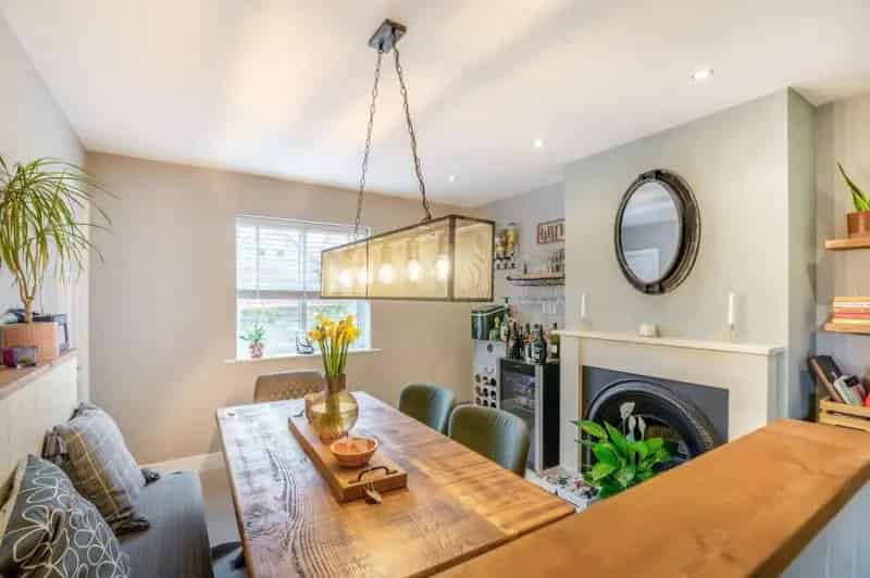 4 Bed Detached House For Sale