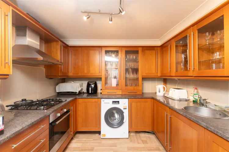 3 Bedroom Terraced House for Sale near Gillingham High Street