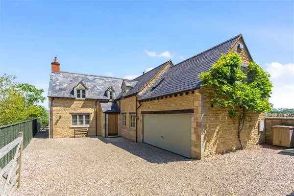 Chapel Lane, Bledington, Chipping Norton, Oxfordshire, OX7 6XA | Property for sale | Savills