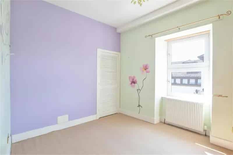 2 Bed Flat Largs Town Centre
