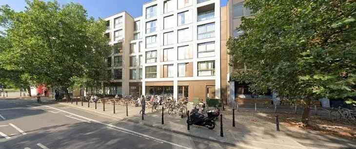 Cambridge Cafe Virtual Freehold 985 Year Lease High Footfall Area