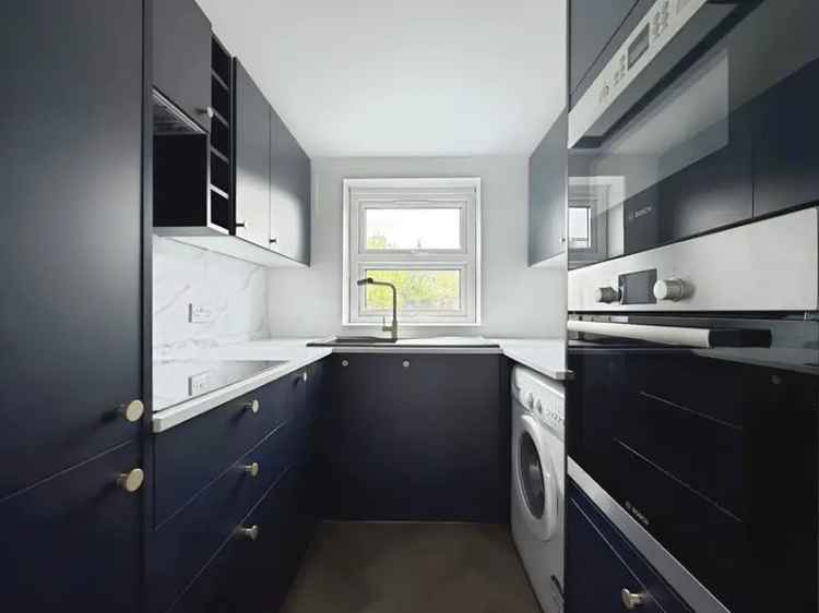 2 Bedroom House to Rent London SE6 Newly Refurbished Family Home