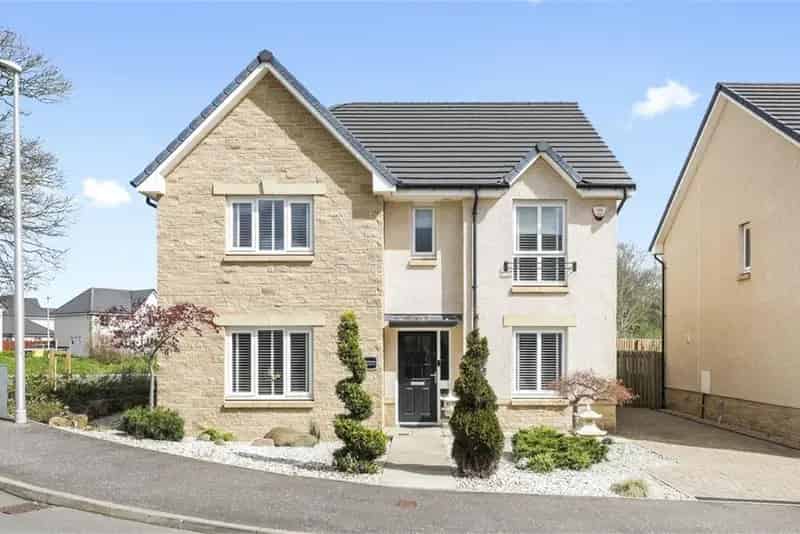 5 Bed Detached House Ormiston East Lothian