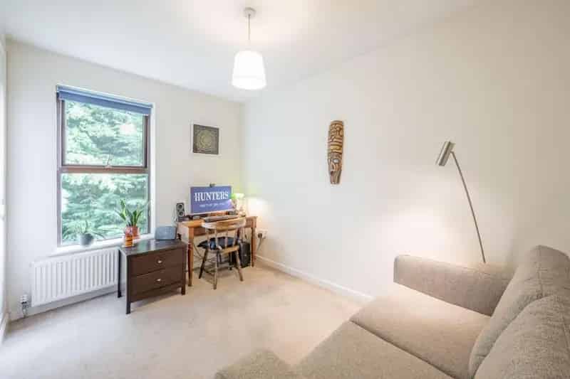 2 Bed Flat for Sale Harborne - Garage - Communal Garden