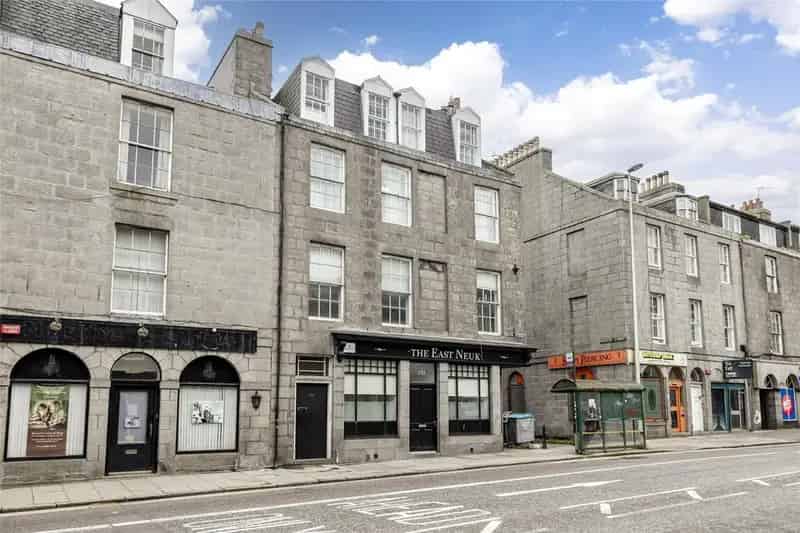 2 Bedroom Flat to Rent - Fully Furnished