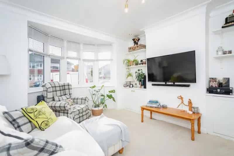 1930s Semi Detached Home with Garden and Double Garage Near Rainham Station