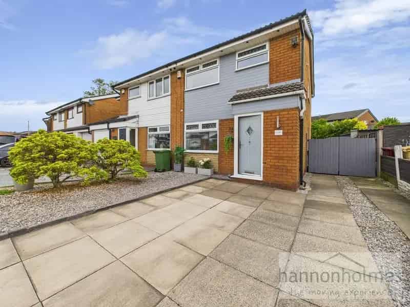 3 Bedroom Semi Detached House for Sale Little Lever