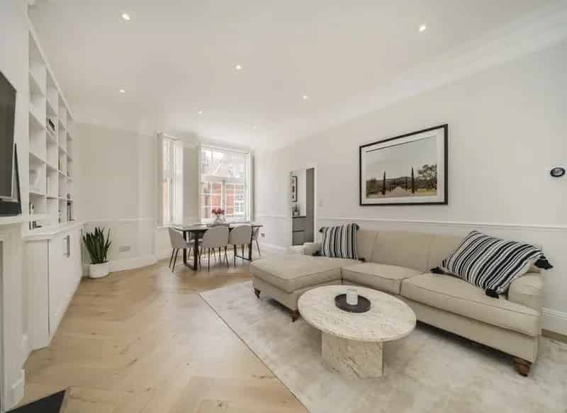 Stunning One Bedroom Flat Draycott Place