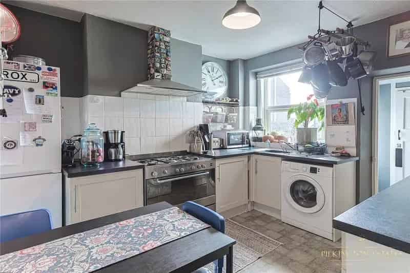 2 Bedroom House to Rent Near City Centre