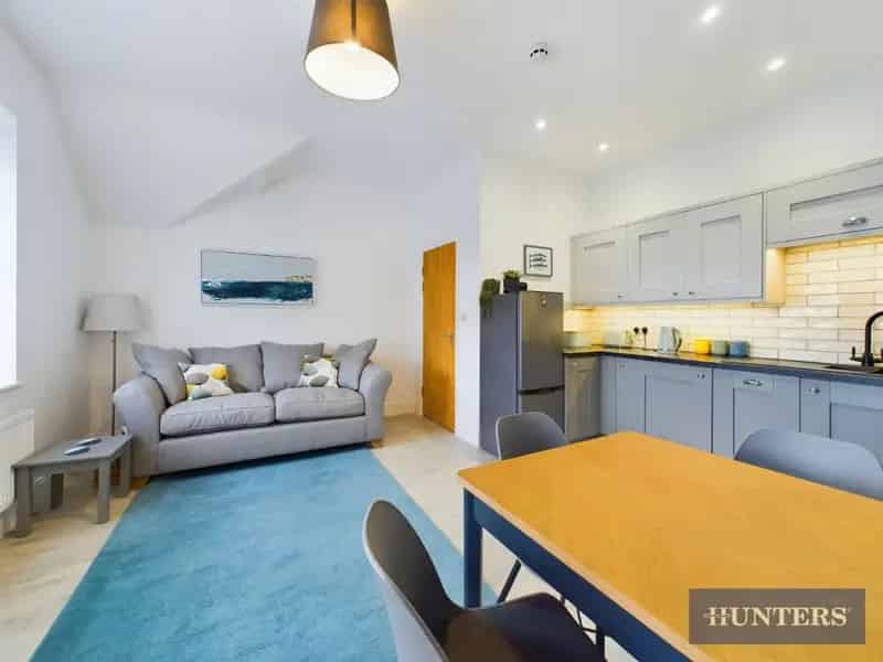 2 Bedroom Flat For Sale Near Beach