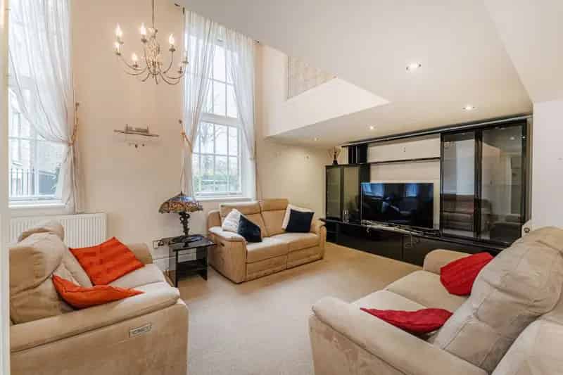 3 Bedroom Duplex House to Rent Near Arnos Grove Tube