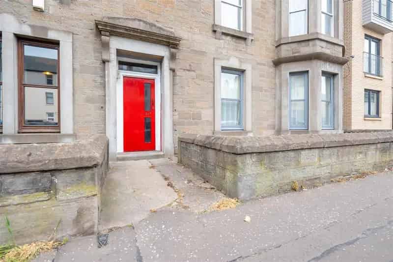 2 Bedroom Flat for Sale in Dundee