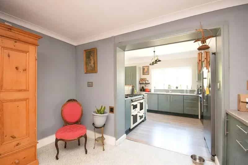 Four Bedroom Detached House North Hailsham Large Garden Garage