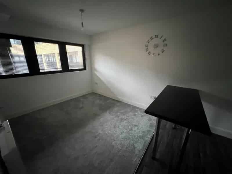 2 Double Bedroom Flat with Parking Boulevard View Development