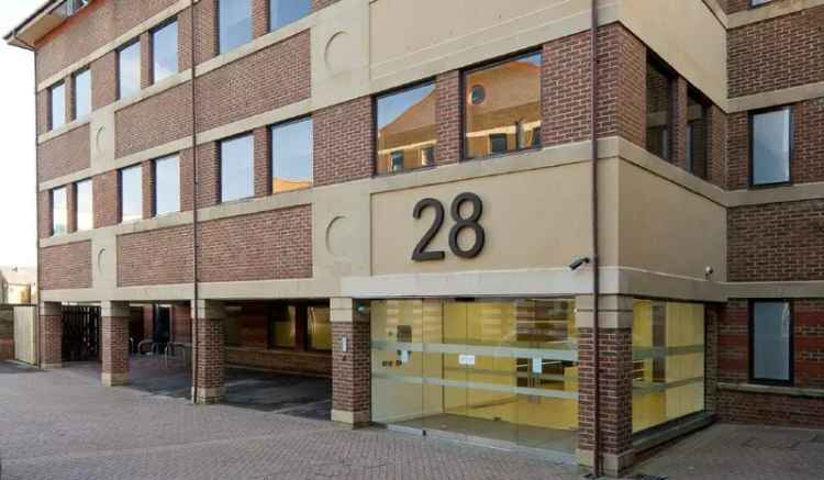 Watford Town Centre Office Building Grade A Refurbished