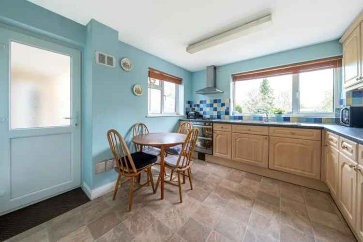 Four Bedroom Detached House - Modernisation Needed