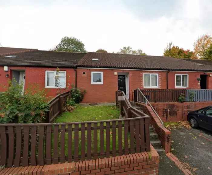 3 bed house in Windmill Hill