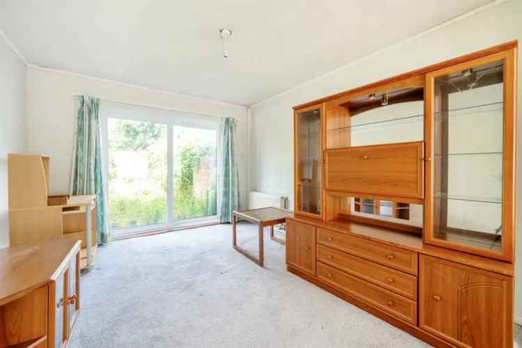 Three Bedroom House Near River Thames Maidenhead