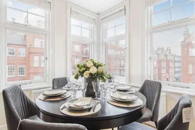 Flat to rent in Hamlet Gardens, London W6