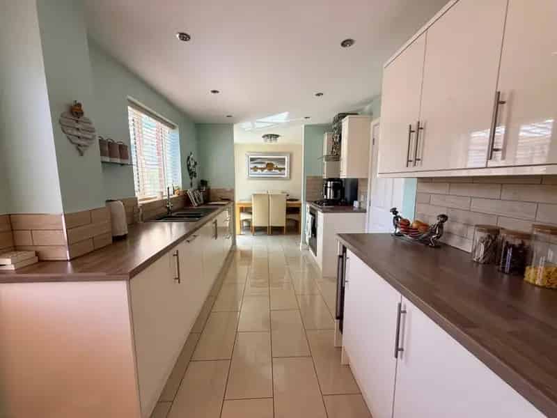 4 Bedroom House For Sale
