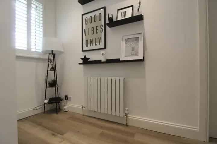 2 Bedroom Flat to Rent - Tastefully Furnished