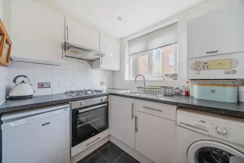 One Bedroom Victorian Flat with Private Garden - Sydenham