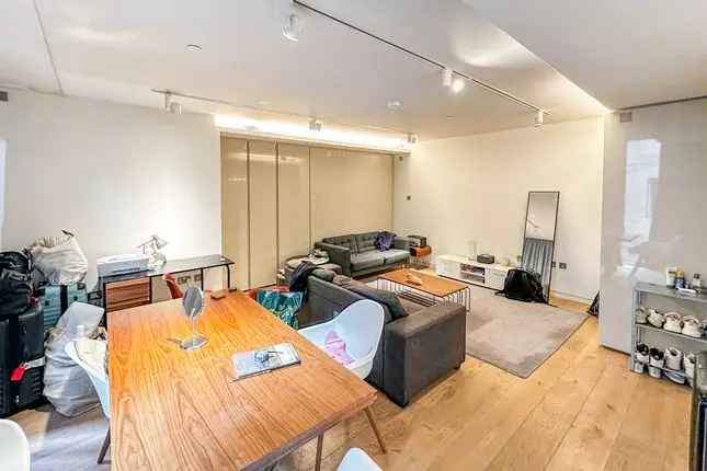 Two Bedroom Duplex Flat for Sale in London W1F - Auction 10102023