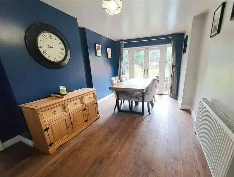 3 bed house for sale