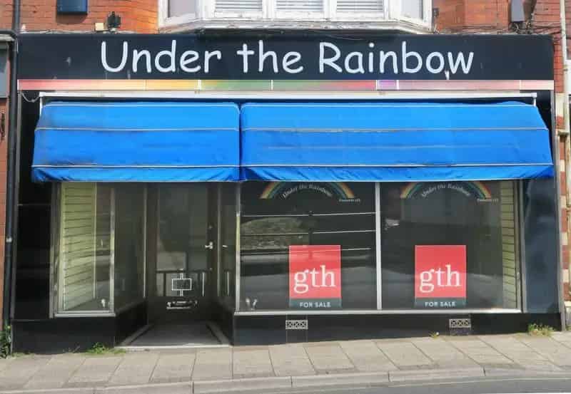 Ground Floor Shop Friday Street - Lock Up Shop with Kitchen and WC