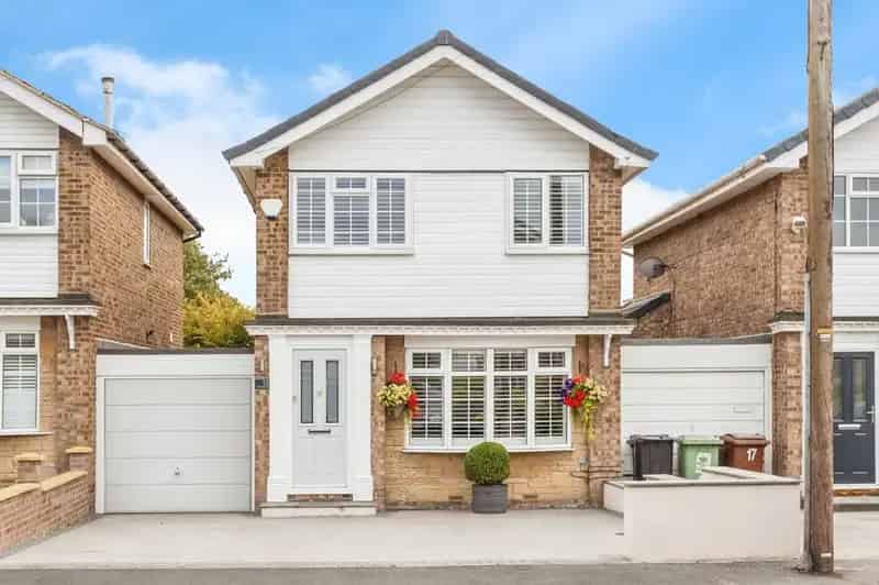 3 bedroom Link Detached House for sale, Rothwell, West Yorkshire, LS26