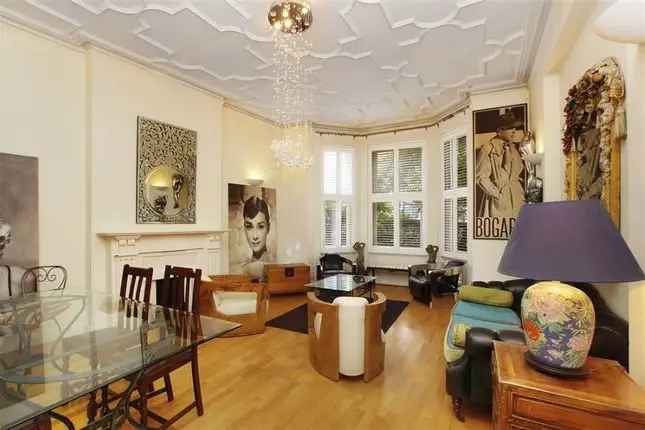 Flat to rent in West End Lane, West Hampstead NW6