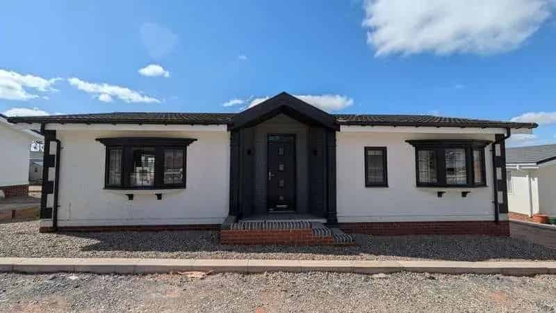 2 Bed Park Home for Sale - Breathtaking Views