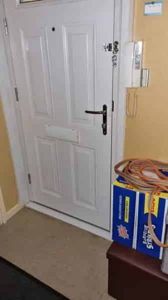 Spacious Flat with Garden and Car Park Near Bournemouth Beaches