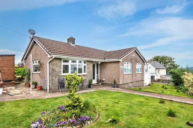 3 Bedroom Bungalow for Sale