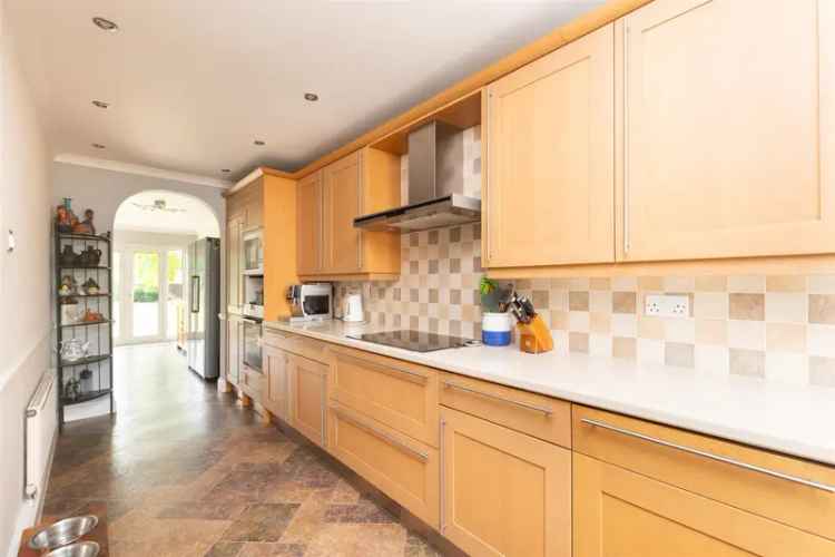 4 bedroom semi-detached house for sale