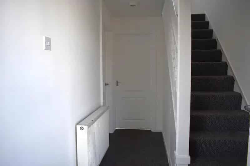 3 Bedroom Semi-Detached House For Sale No Upward Chain