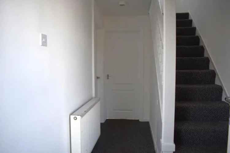 3 Bedroom Semi-Detached House For Sale No Upward Chain