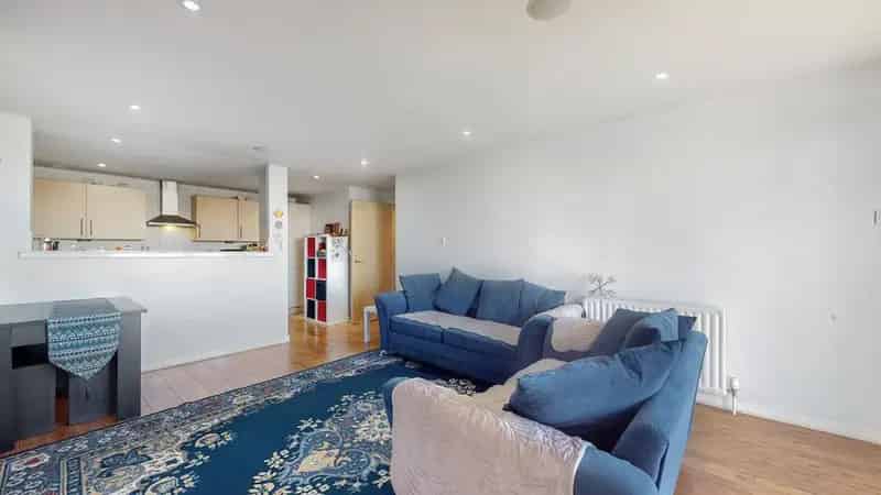 2 Bedroom Flat for Sale in Finnieston