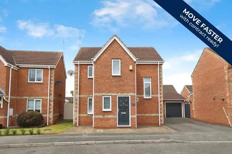 3 Bedroom Detached House For Sale