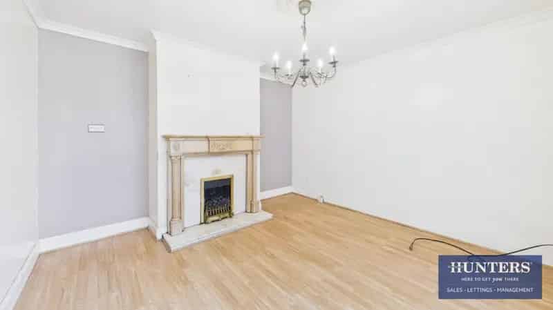 3 bedroom House
 For Sale 
Total Size: 875 SQ FT